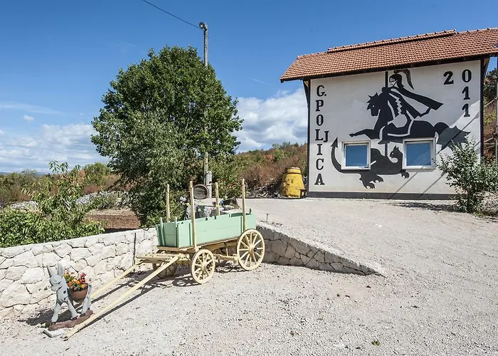 Poljicko Imanje Tatil Evi