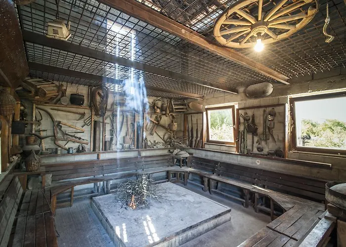 Poljicko Imanje * Donji Dolac