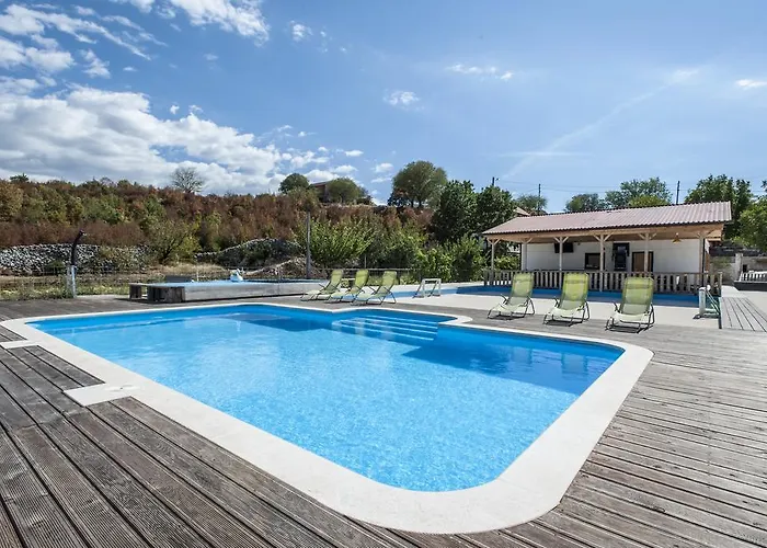 Poljicko Imanje * Donji Dolac