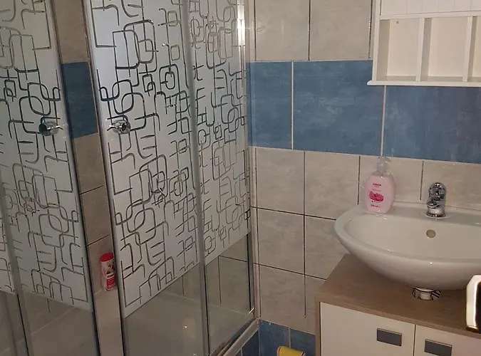 Poljicko Imanje * Donji Dolac