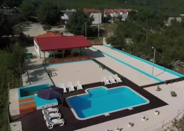 Poljicko Imanje Donji Dolac