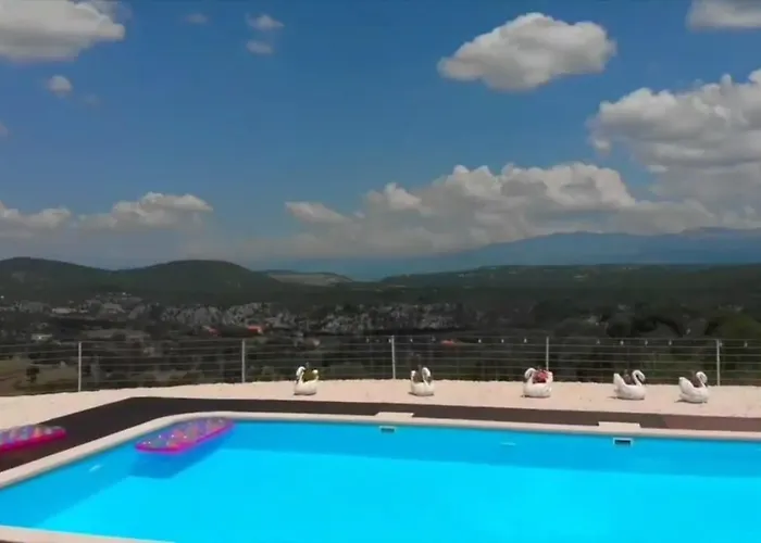 Poljicko Imanje Tatil Evi Donji Dolac